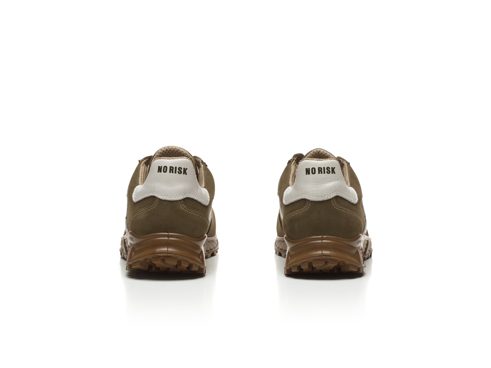 SNKR Street Green – No Risk